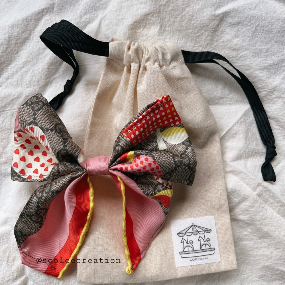 Gucci vintage silk hairbow *handmade